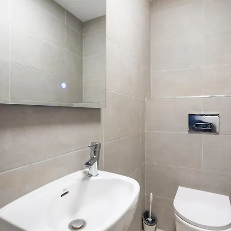 Apartment Castle Harbour Luxury Family Heated Pool By Lovetenerife Los Cristianos (Tenerife)