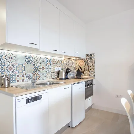 Castle Harbour Luxury Family Heated Pool By Lovetenerife * Los Cristianos (Tenerife)